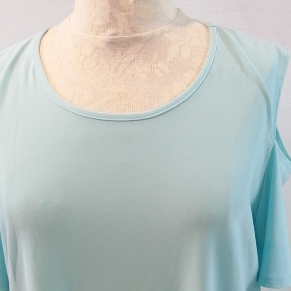 Mr. Max Fashions Spring Blue Cut Out Shoul… - Picture 4 of 11